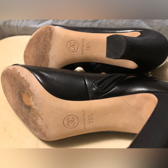 Chanel Leather Ankle Boots Cap Toe - Picture 7 of 14